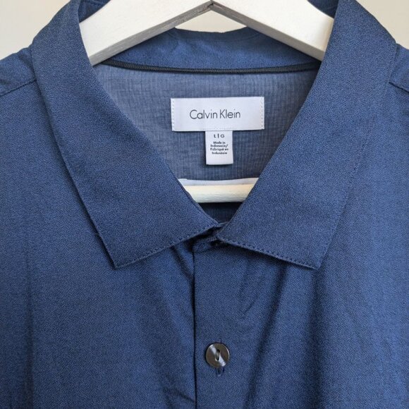 Calvin Klein Blue Button up Shirt - Picture 1 of 3